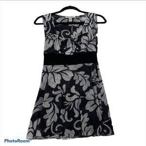 White house black market tunic